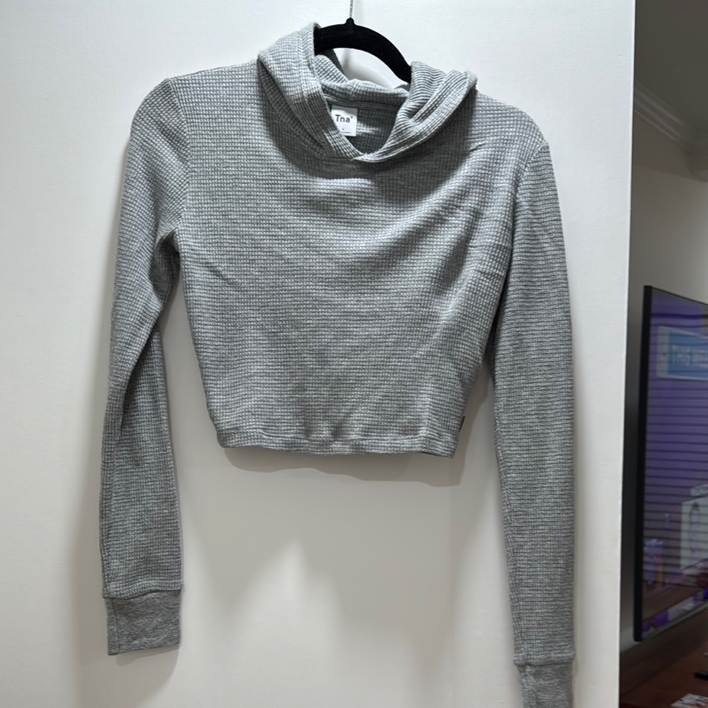 Gray Long Sleeve Cropped Hoodie